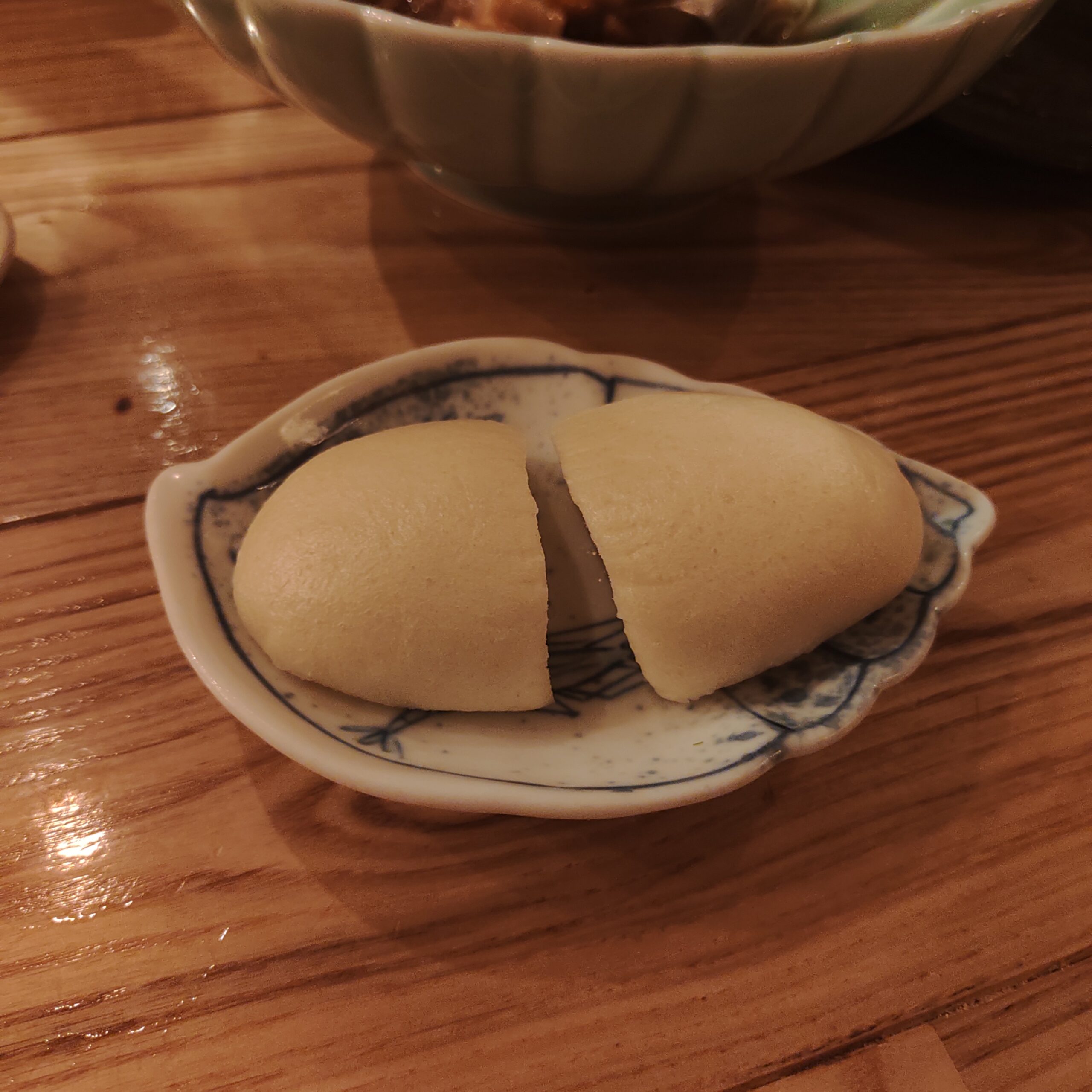 中華風蒸しパンでサンド