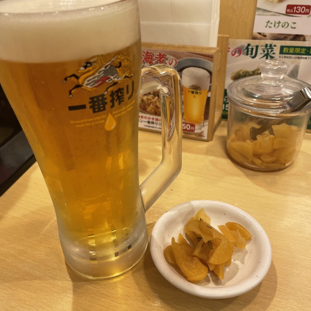 生ビールとおしんこ
